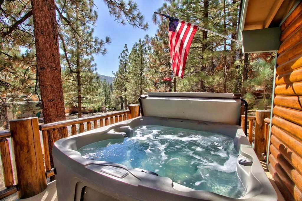 Chalet Monterey W/Hot Tub - Big Decks/Bbq Villa Big Bear Lake Buitenkant foto